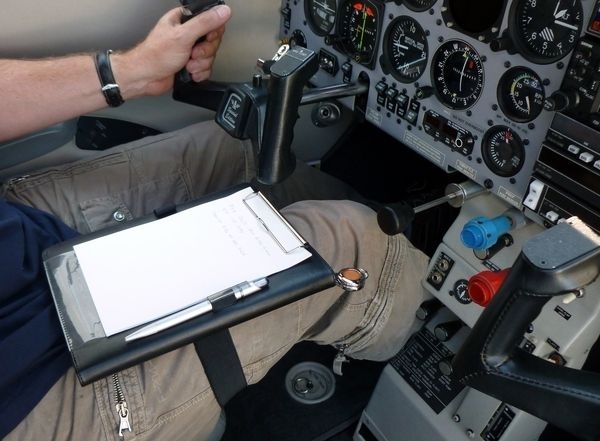 Kniebrett iPilot Tablet
